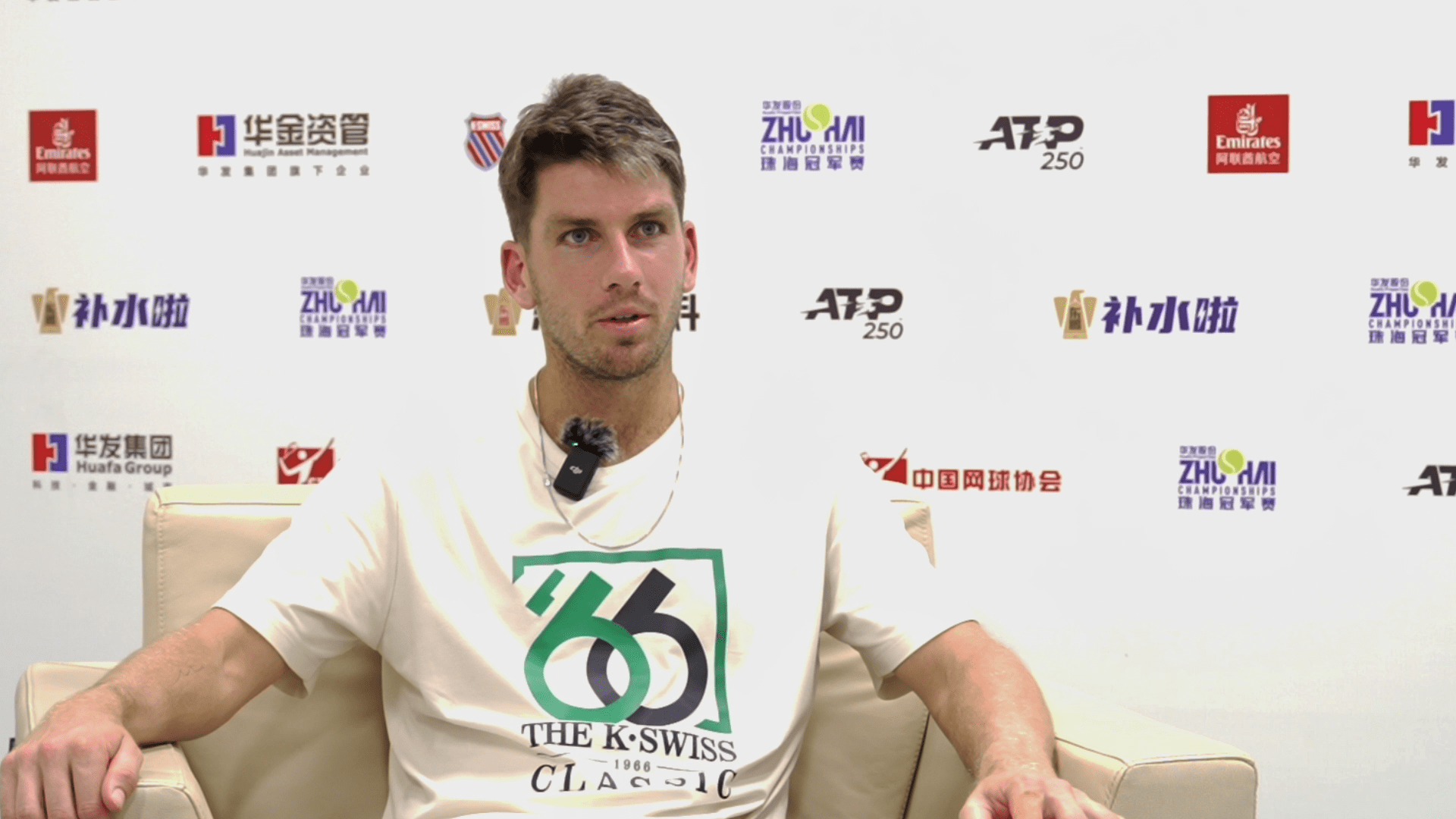 超市开张！镜报：曼联今夏拟甩卖8名球员 筹措3.1亿英镑购买新援