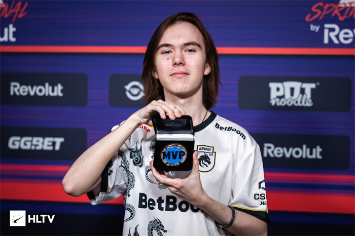 先是喂出底 先是喂出底